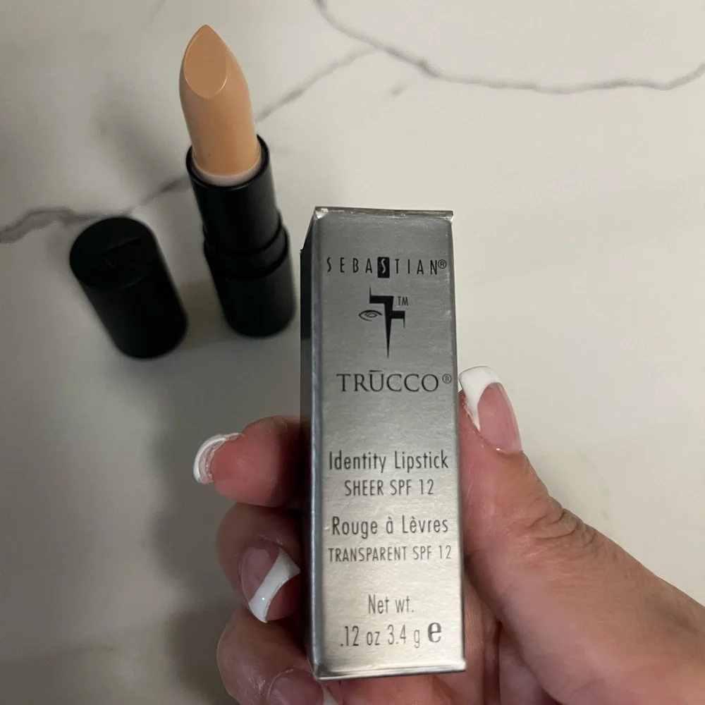 Sebastian Trucco Identity‎ Lipstick Sheer FLESH 4 SPF 12